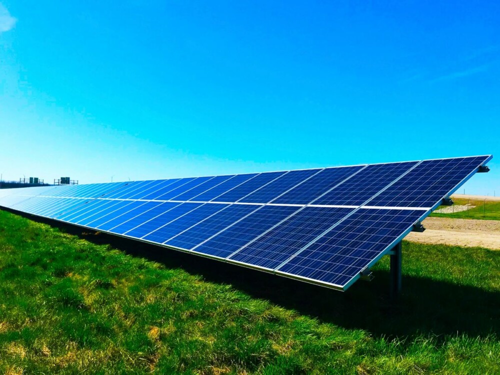 Shapiro restricts data centers, New Jersey expands solar, & more
